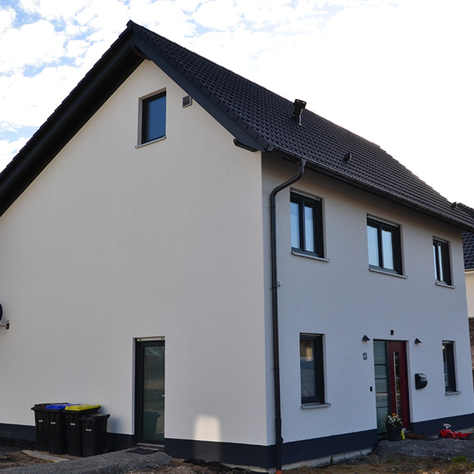 Einfamilienhaus mit interessantem Satteldach